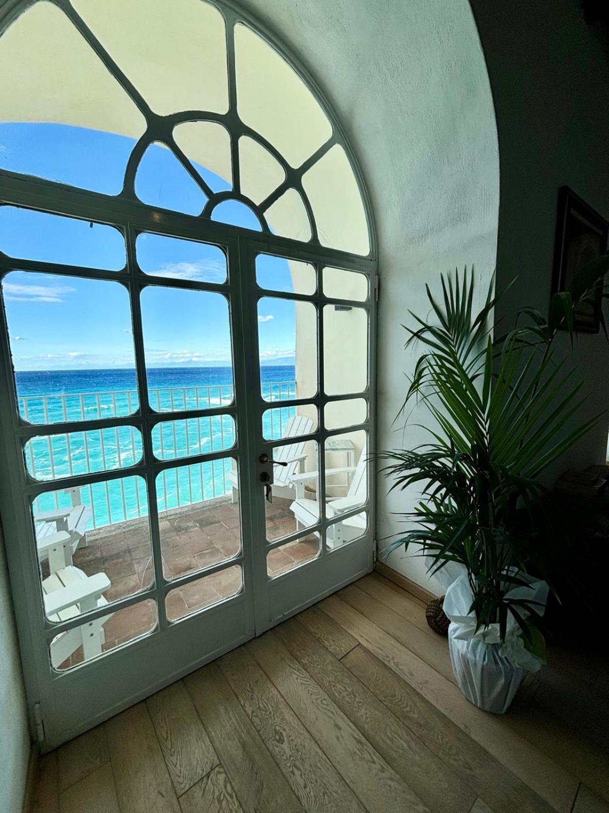 S'O Suites Tropea Exterior photo
